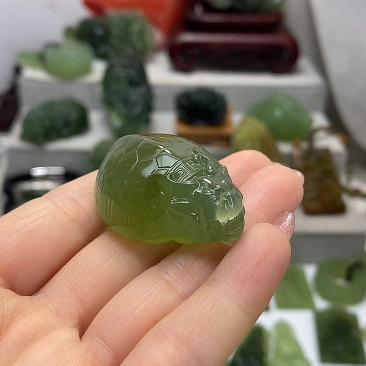 蛇纹石玉未镶嵌挂件无*