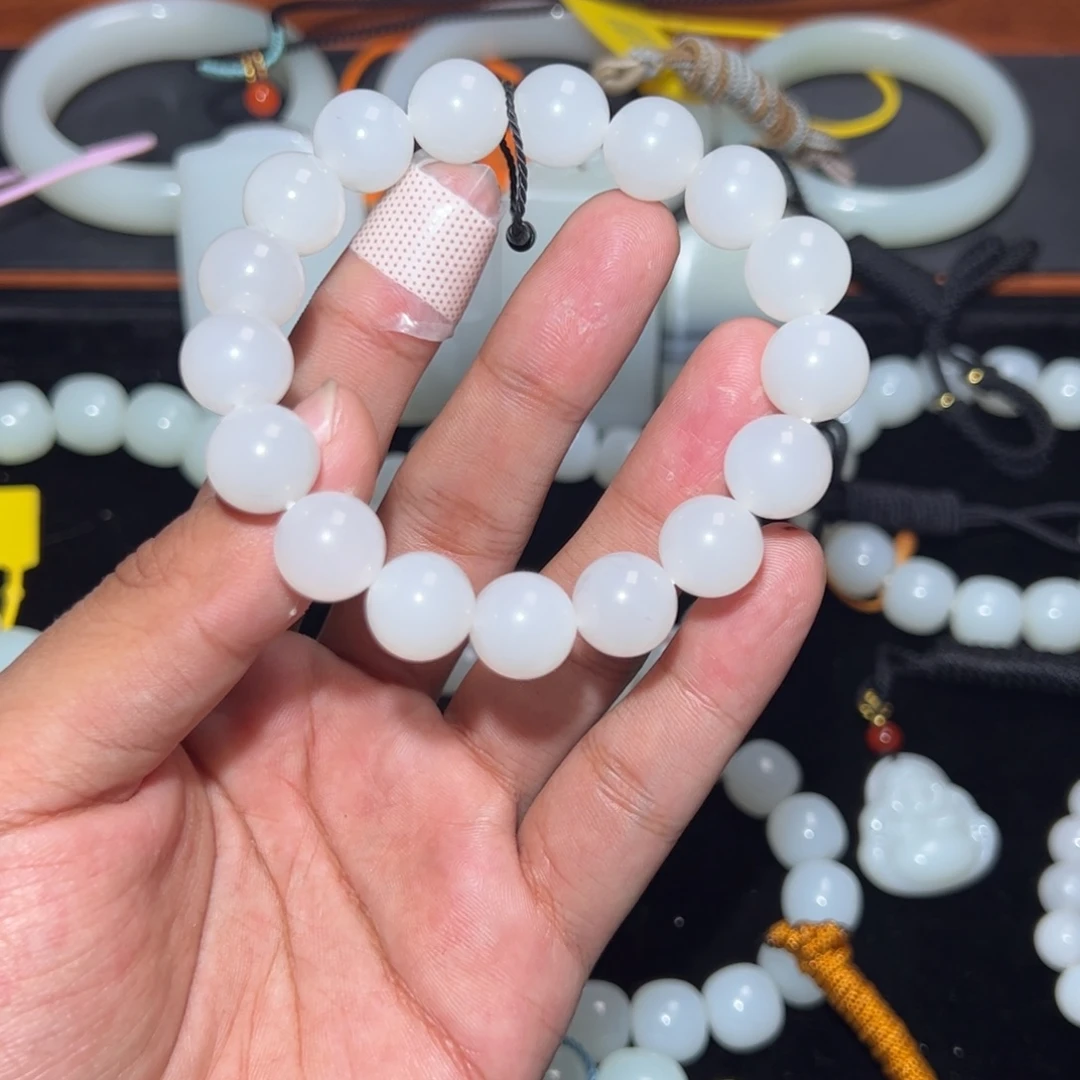 和田玉未镶嵌手链