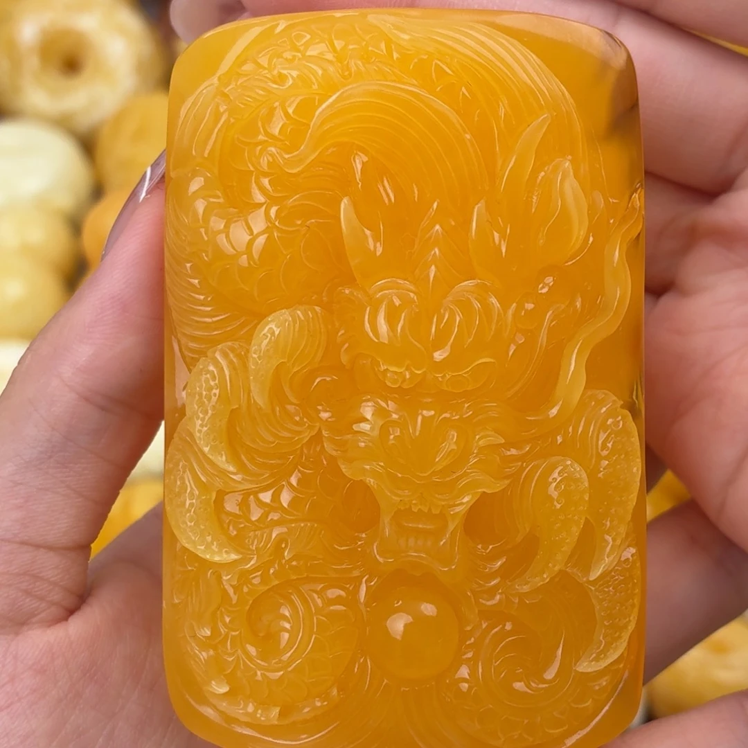 蜜蜡未镶嵌裸石橘红龙牌