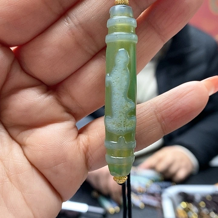 玛瑙/玉髓颈饰合金