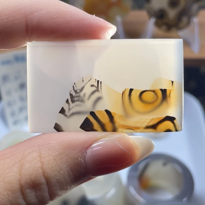 玛瑙/玉髓未镶嵌牌子