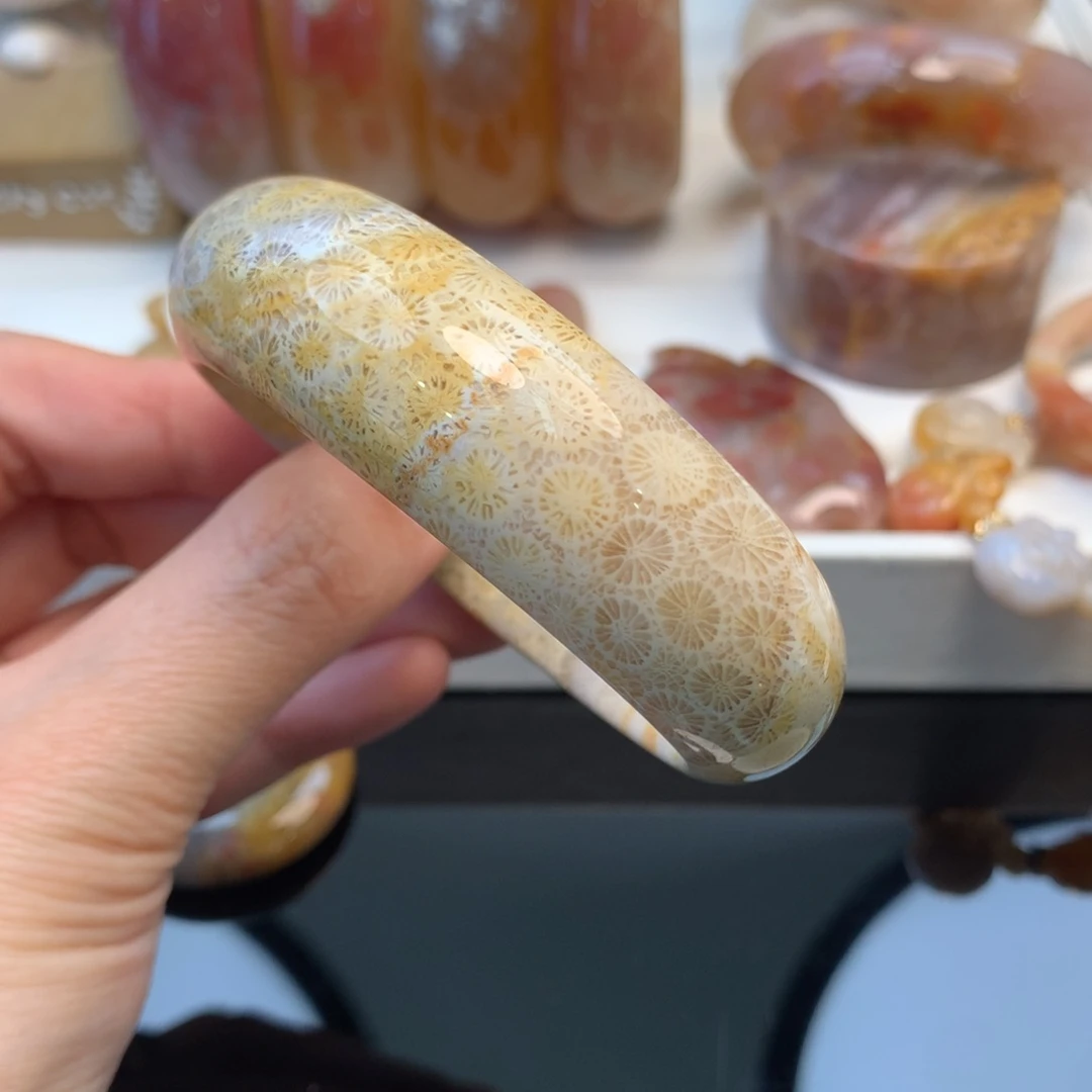 硅化珊瑚（珊瑚玉）手镯未镶嵌56口原200