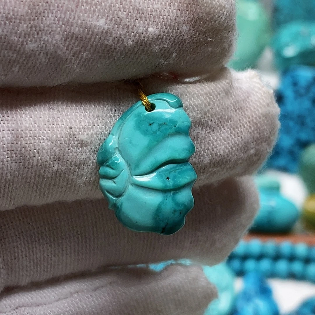 绿松石未镶嵌天然原矿 带武汉地大证书