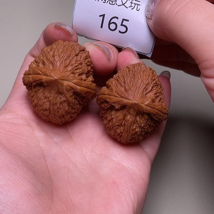 文玩核桃把件蒜头34.165