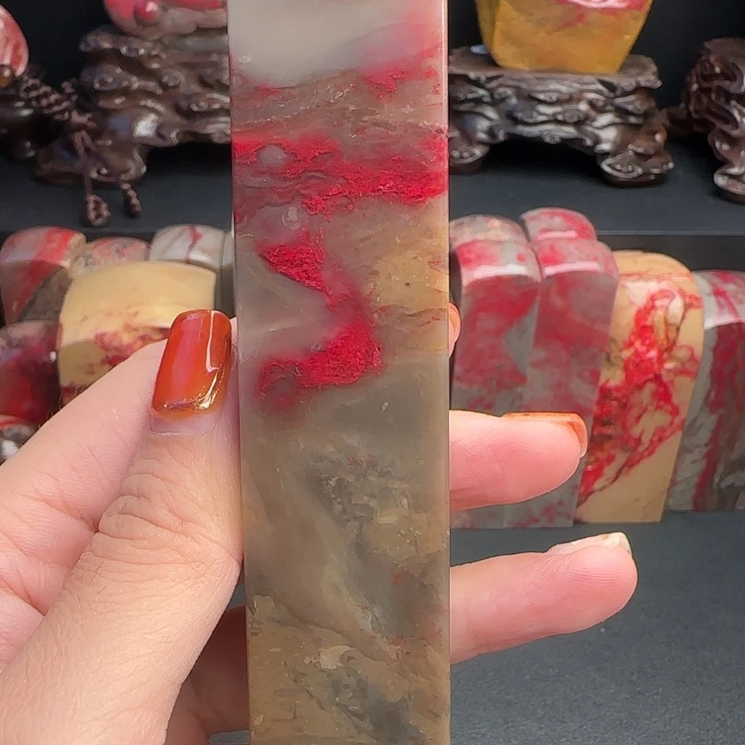 昌化石昌化鸡血石