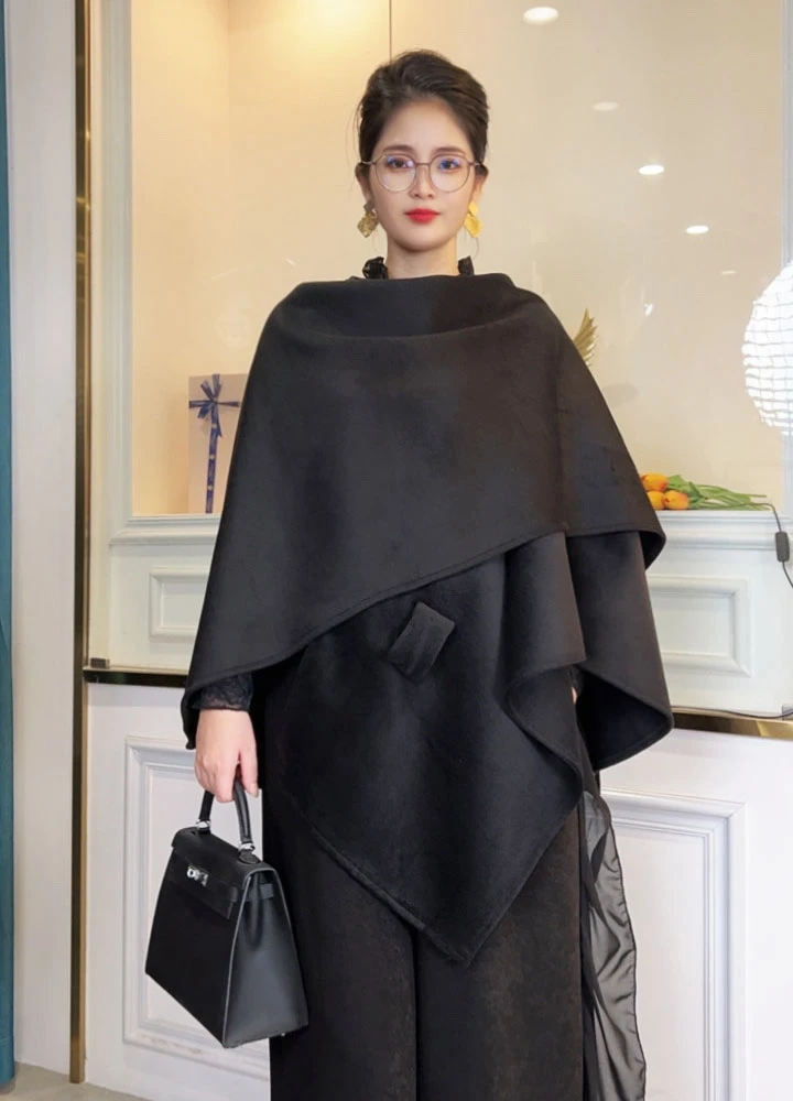 《217》厚款短外套披肩百搭时尚冬季双面保暖宽松外套黑色