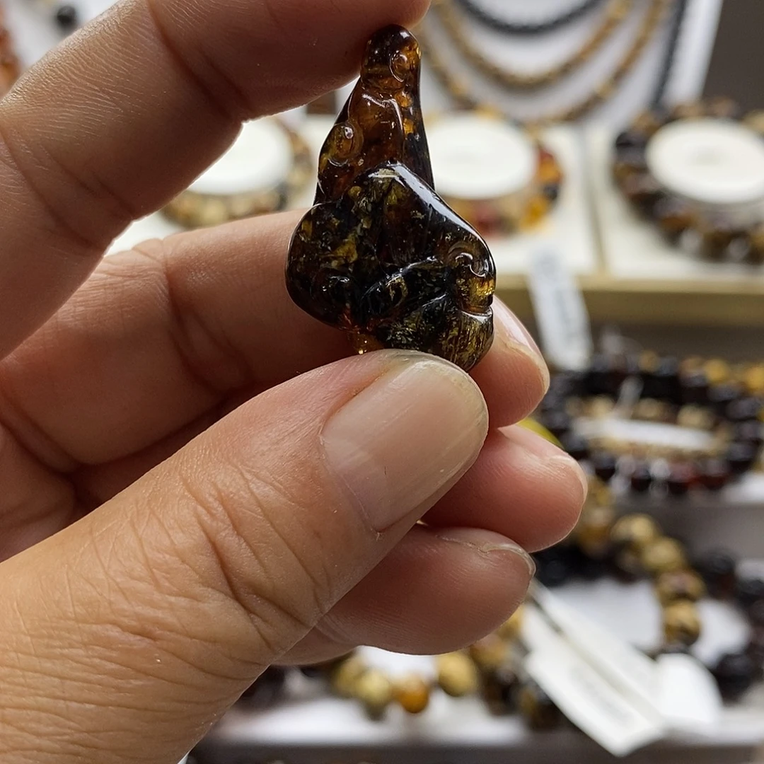 琥珀未镶嵌裸石琥珀13