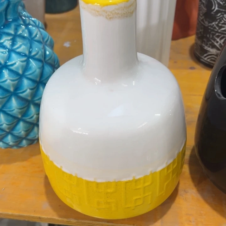 陶瓷花瓶摆件微瑕捡漏出
