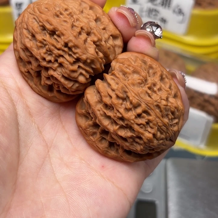 文玩核桃吊坠43-33906-02