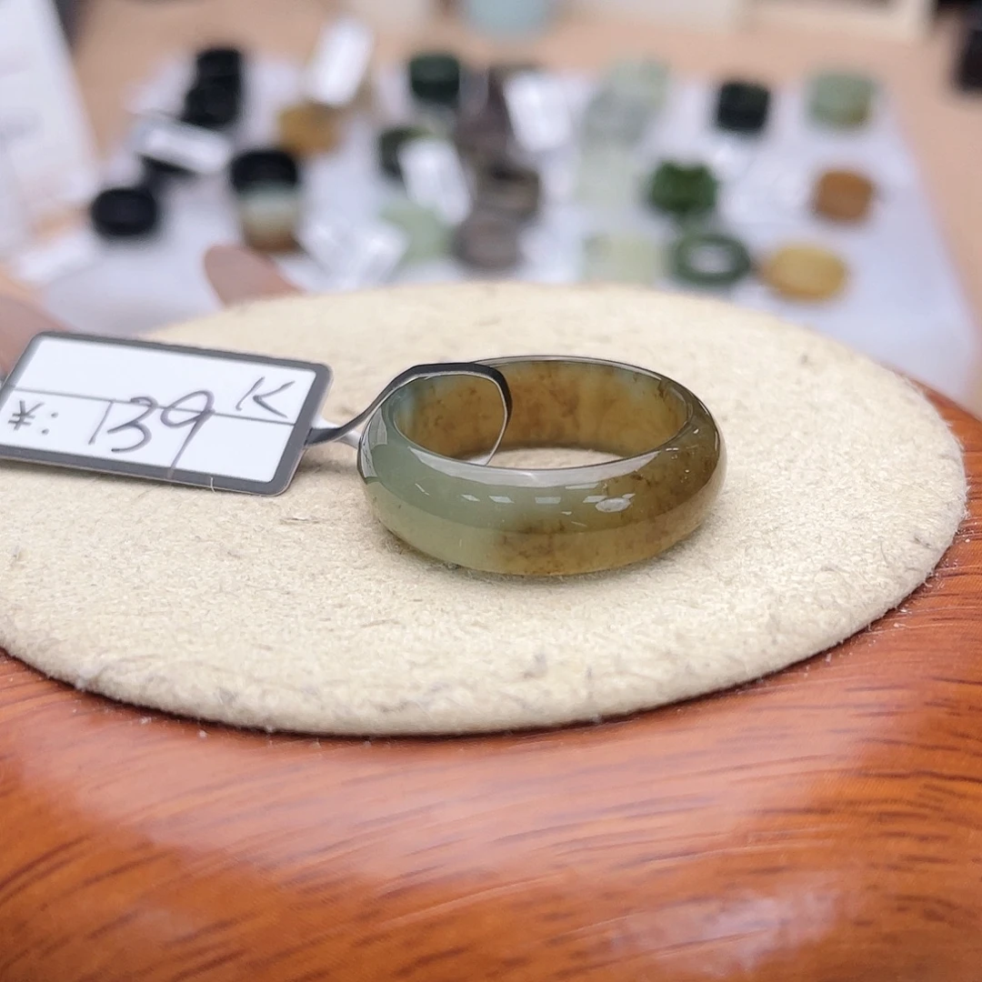 未镶嵌戒指和田玉（糖玉）c71飘糖细条19.3不退货