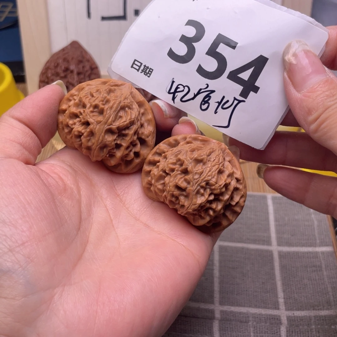 文玩核桃把件354号42宫灯