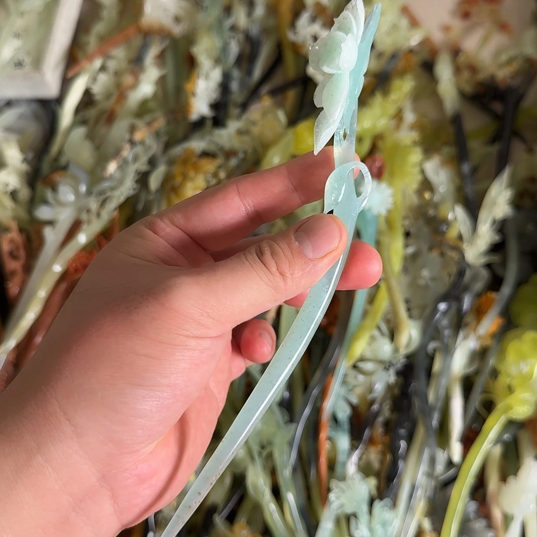 蛇纹石玉未镶嵌发饰