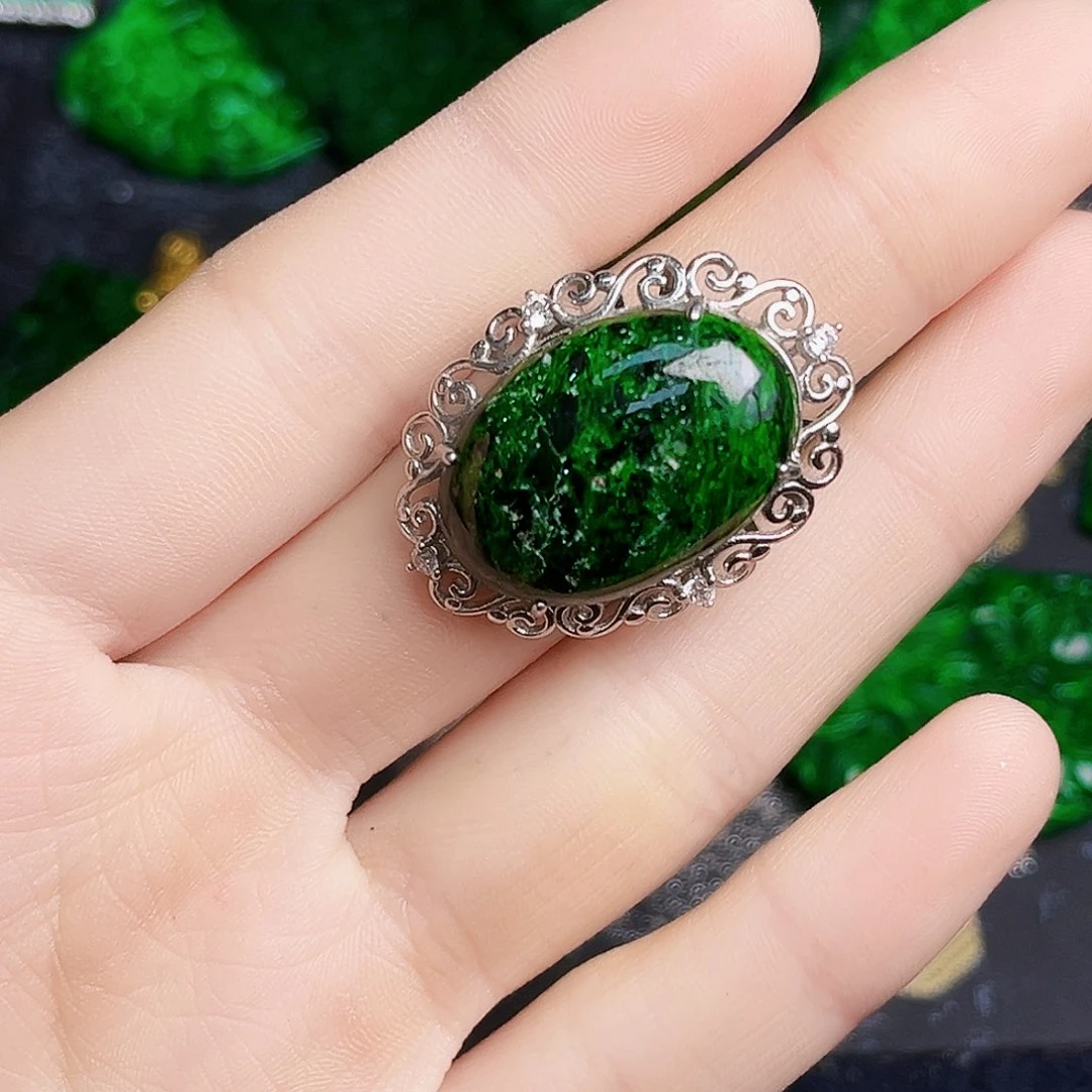 颈饰银S925镶嵌翡翠多样性