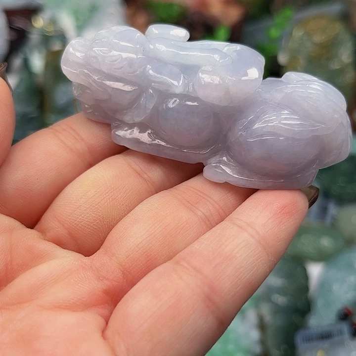 翡翠未镶嵌颈饰挂件