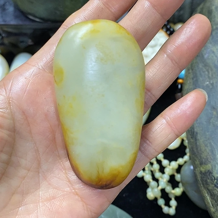 和田玉（糖玉）未镶嵌挂件