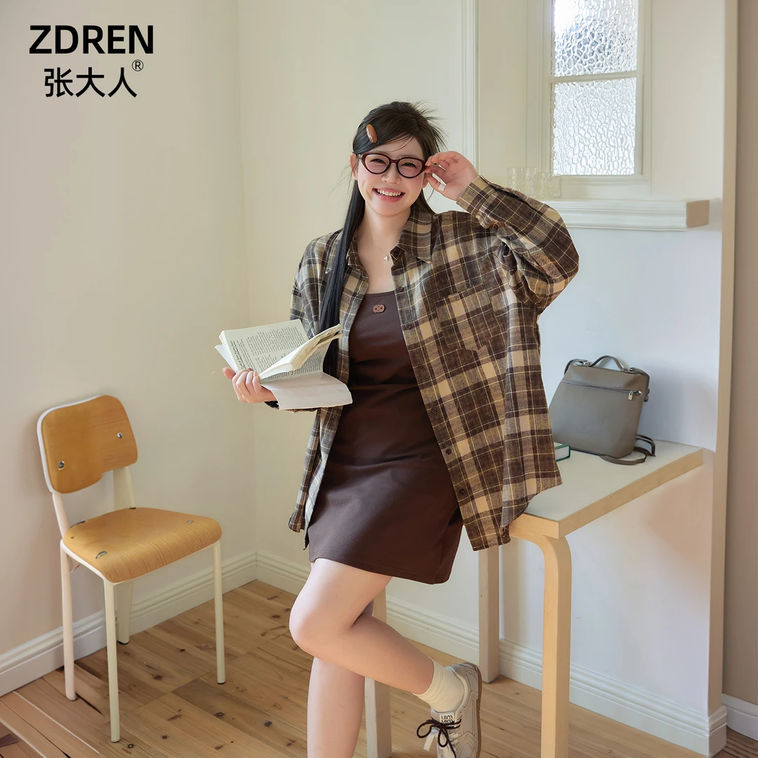 张大人【松茶可可】大码女装微胖妹妹男友风格纹衬衫搭修身裙套装