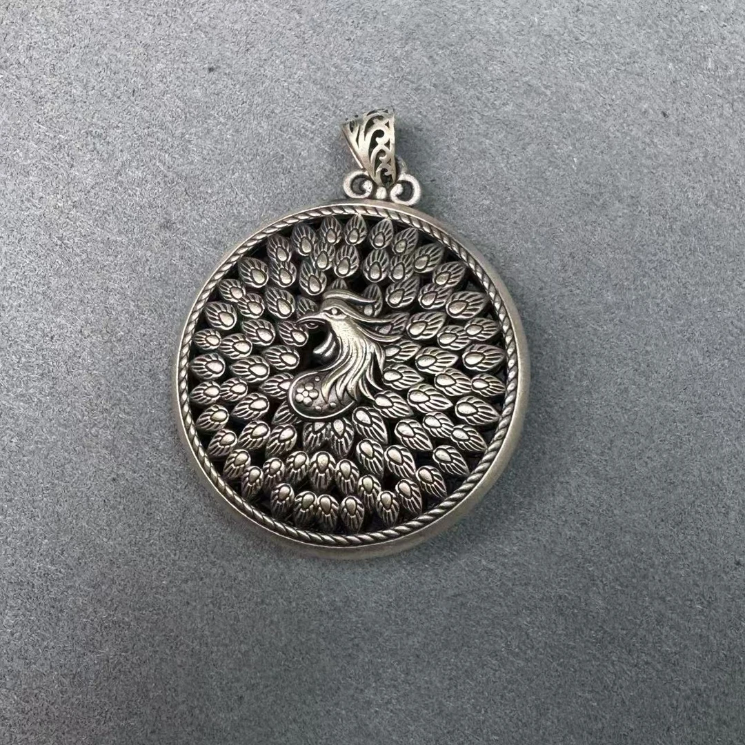 九乐 吊坠足银 999双面孔雀开屏圆吊坠