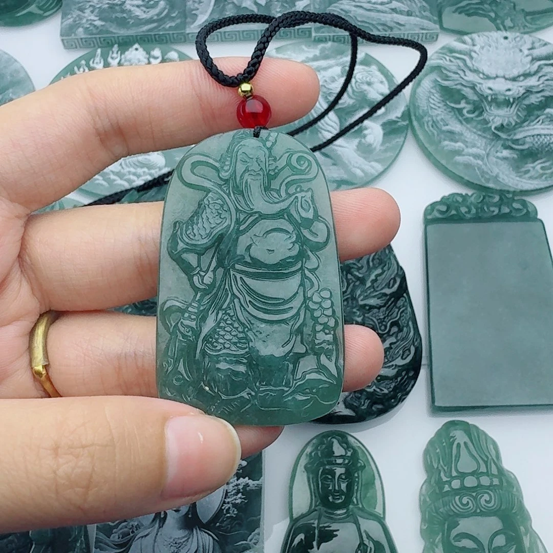 翡翠未镶嵌颈饰多样性发货天然A货翡翠