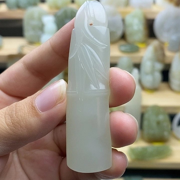 未镶嵌和田玉挂件