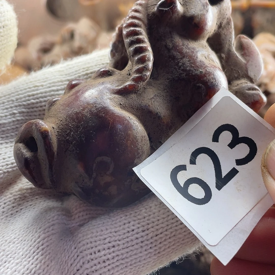 和田玉（糖玉）未镶嵌挂件