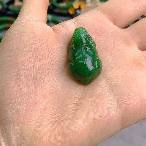 未镶嵌和田玉挂件邂*貔貅