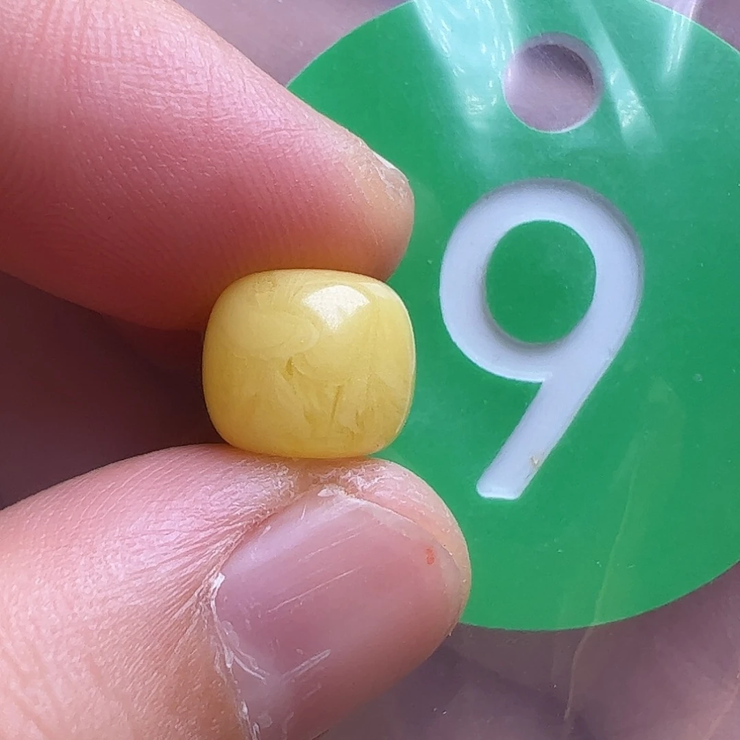 蜜蜡未镶嵌珠宝奇石花粉9.5m m