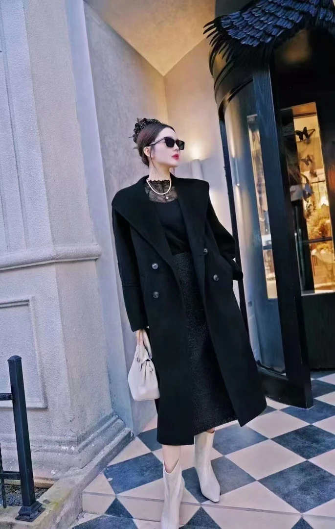 俪妍【LIVELY·YAN】秋冬阔版大衣网红气质时尚轻奢