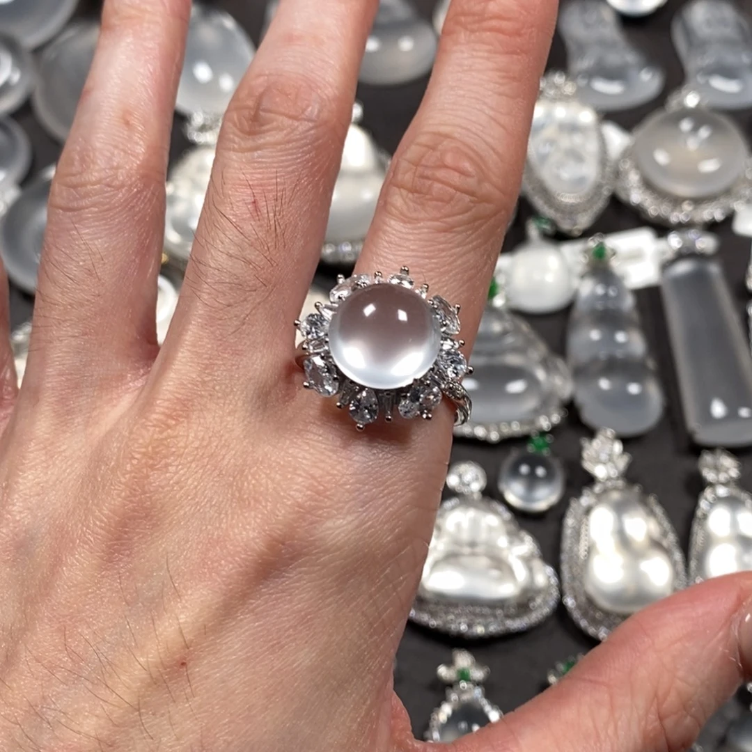 波***i石英质玉银S925镶嵌颈饰大太阳花女戒