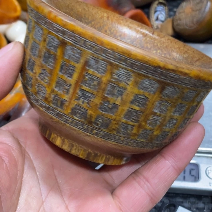 滴血莲花菩提吊坠