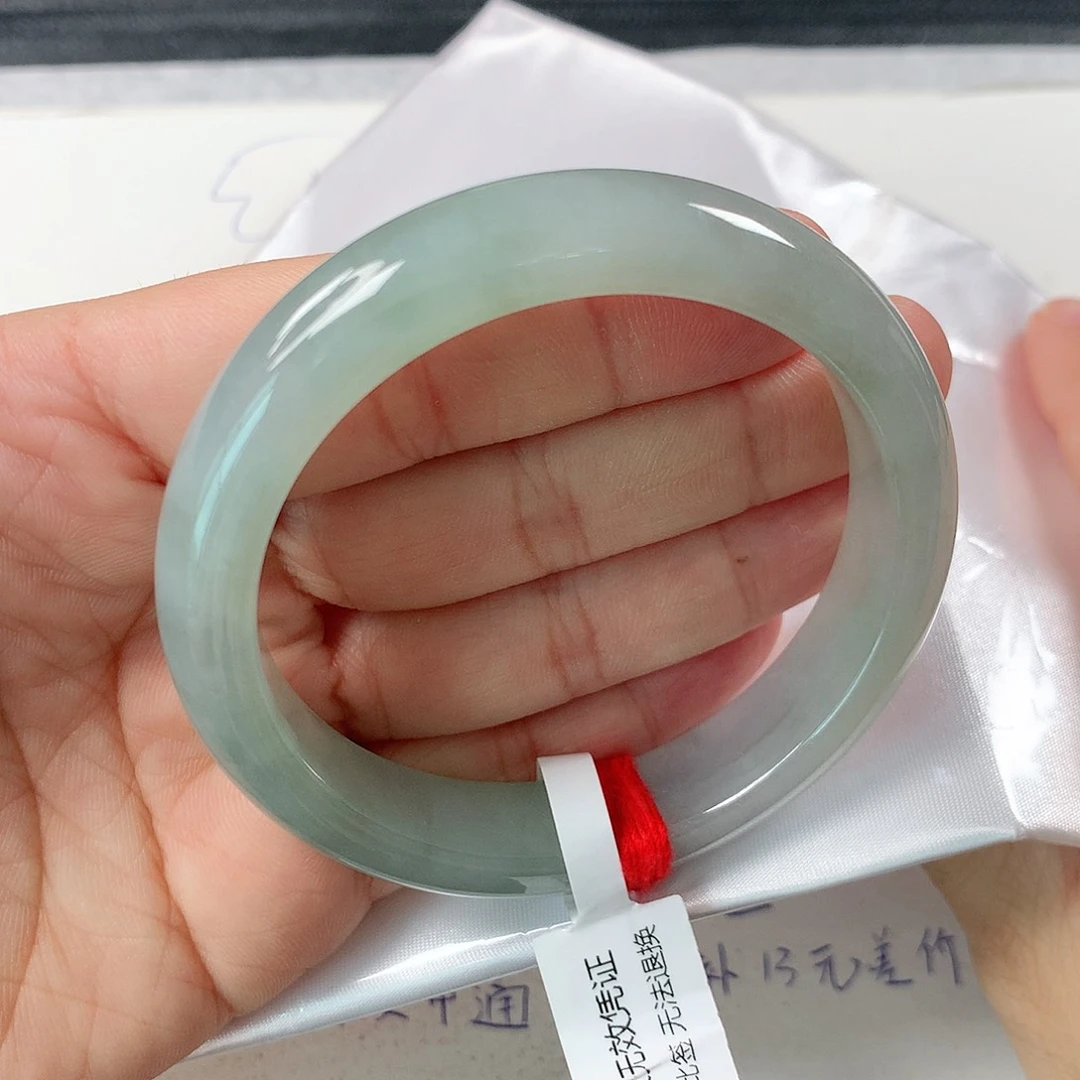 翡翠手镯未镶嵌①⑤⑦