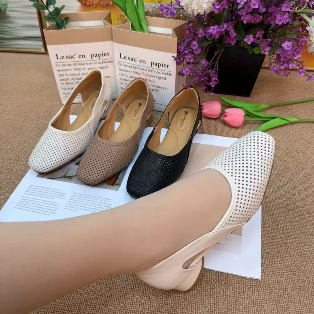 时装凉鞋搭配裙子粗跟低跟浅口透气软皮女士鞋百搭中年女士夏季鞋