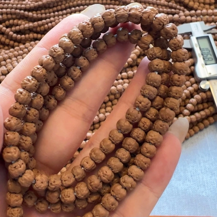 A***师尺寸5.5左右佛手108