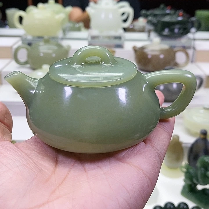 未镶嵌和田玉挂件茶壶100ml（微瑕）
