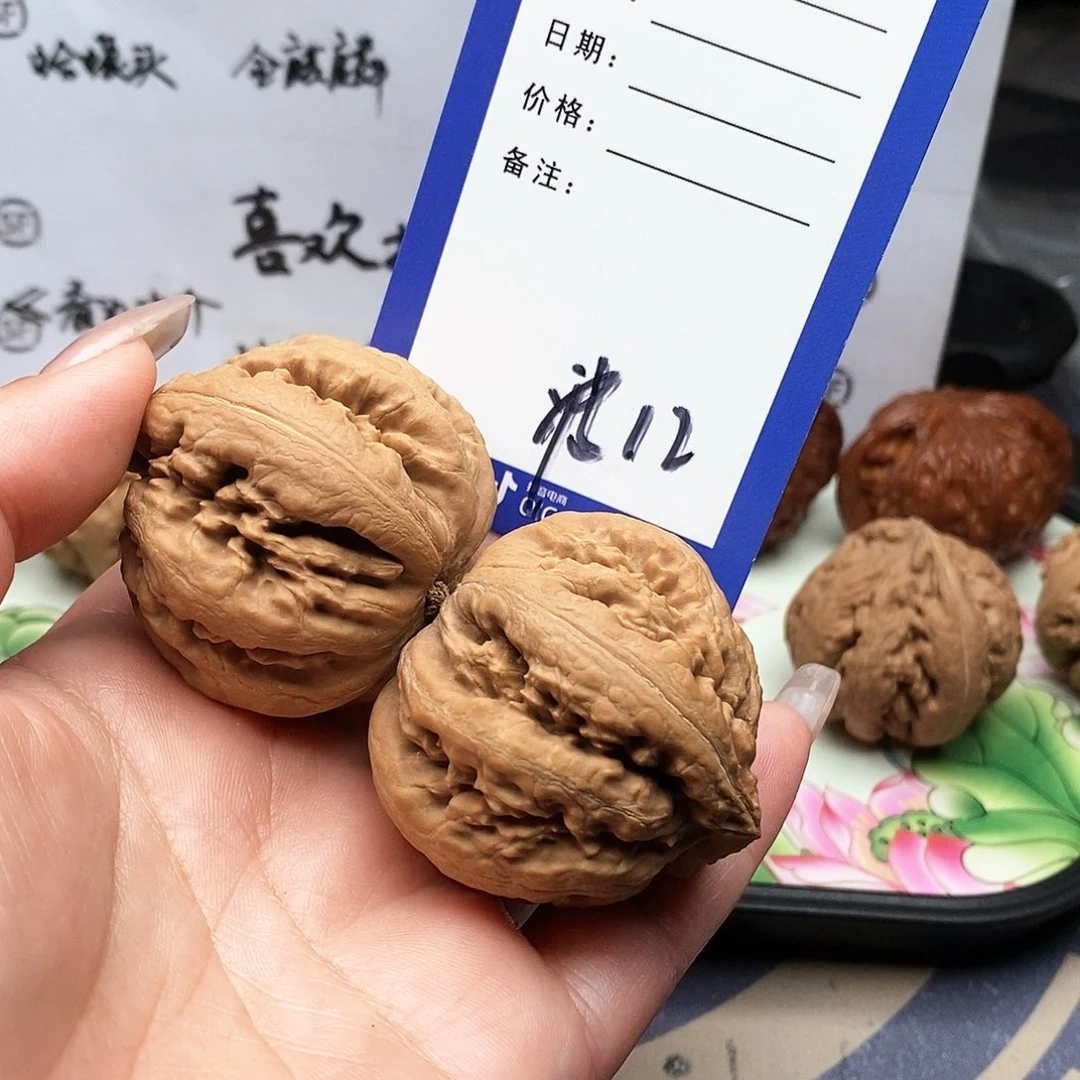 【闪购商品】文玩核桃吊坠刘*文玩核桃把件12