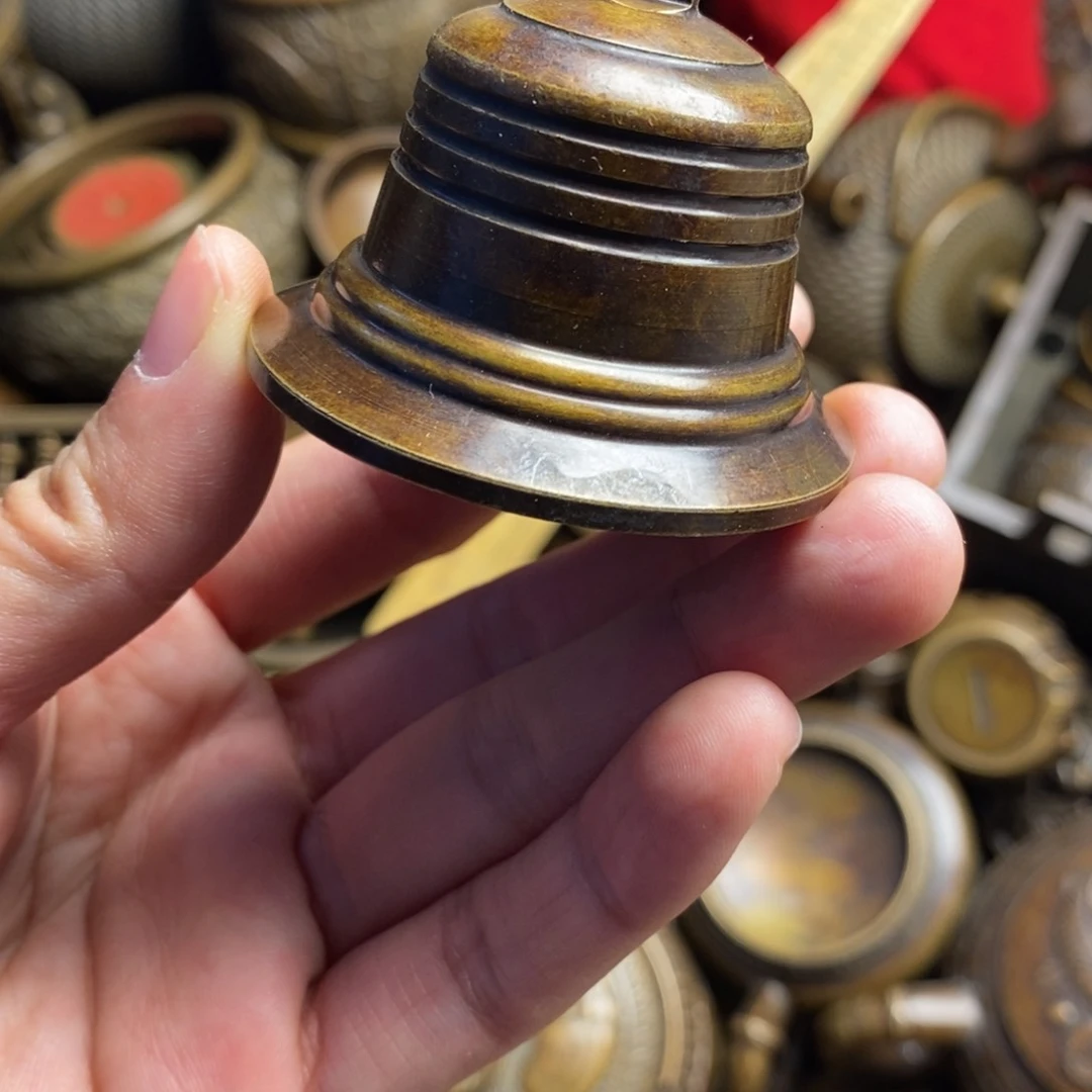 精美铜器做工精良