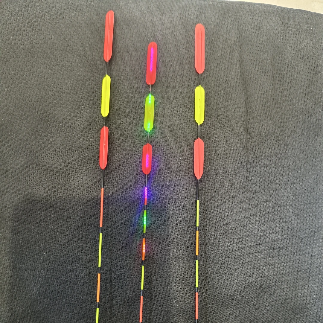 LED路滑漂尾灵敏度高醒目远投扁尾