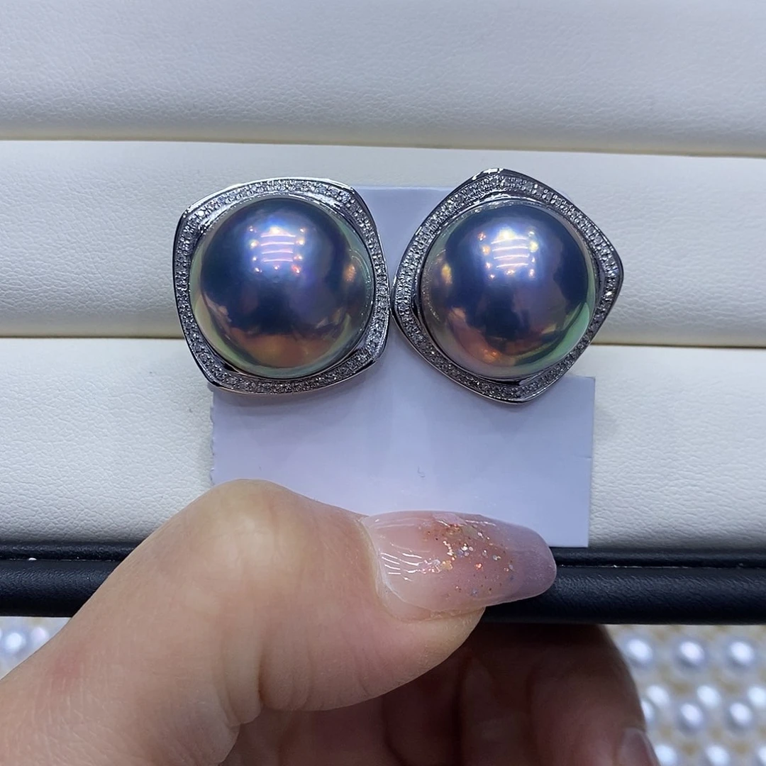 耳饰18K金镶嵌拼合珍珠（马贝珠）蔓*17到18点位