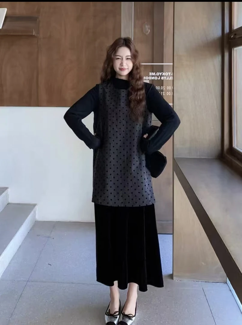 2025年秋冬季新款ins风坎肩设计感慵懒风连衣裙两件套8917