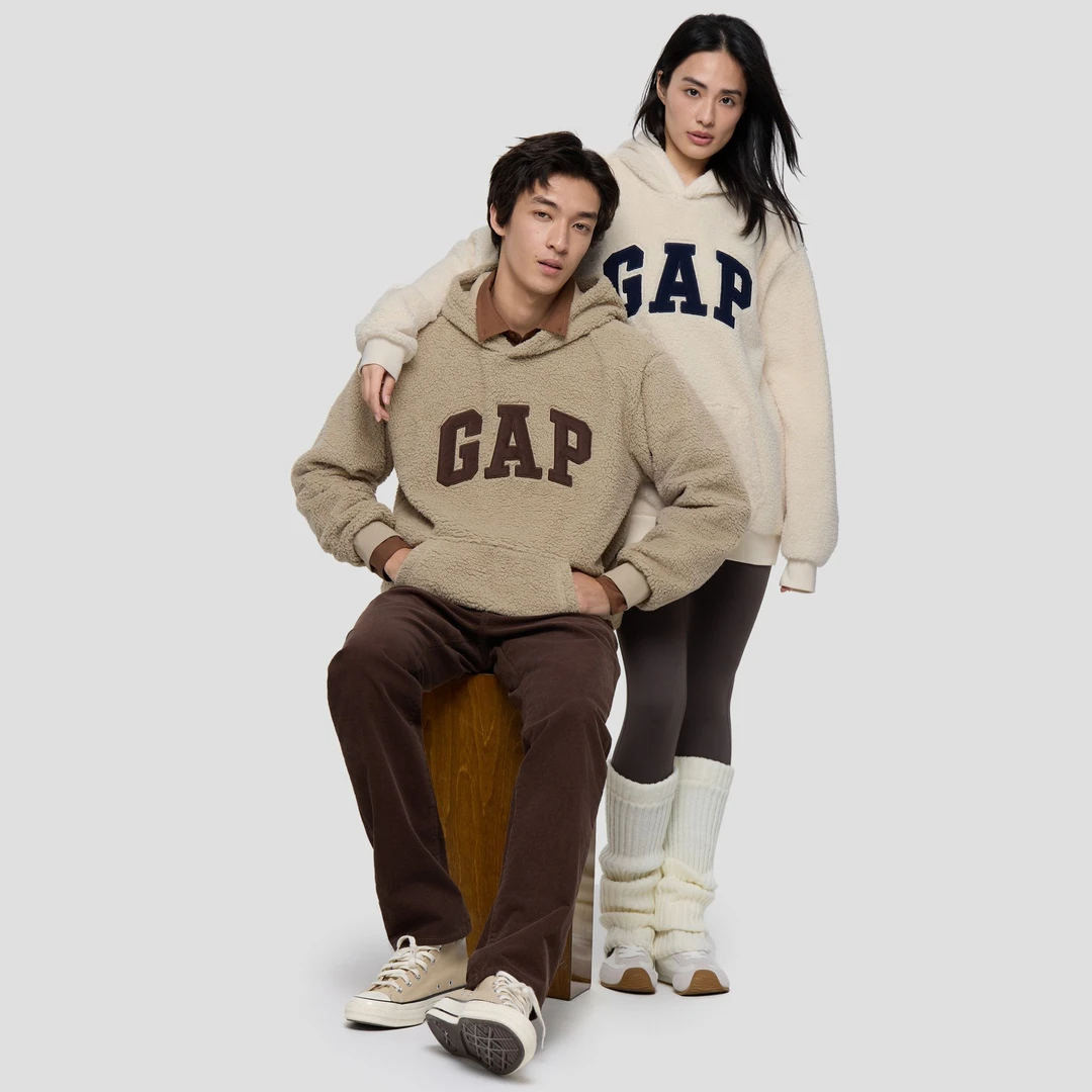 Gap2025新款宽松型字母长袖厚款连帽卫衣圆领秋季加绒DR 786506