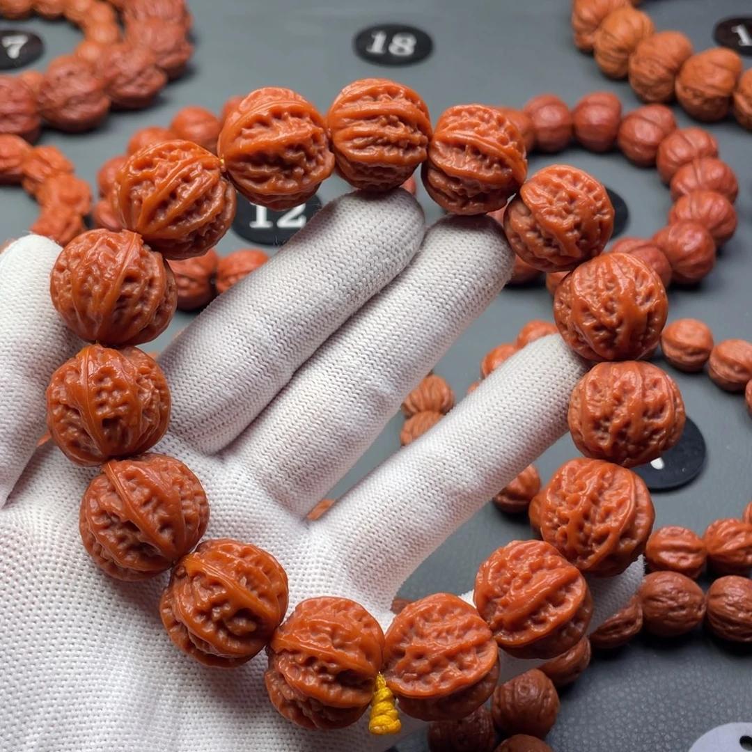 文玩核桃手串野生核桃麒麟麻花纹京八棱秋子手持