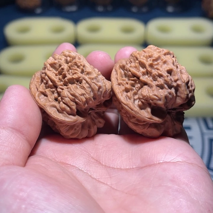 肉***中吊坠文玩核桃金蟾王