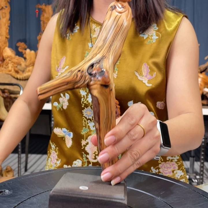 柏木（崖柏）随型摆件