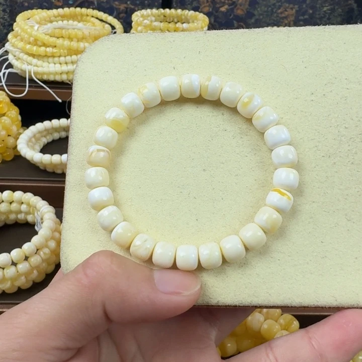 未镶嵌琥珀手串8.2mm裸发
