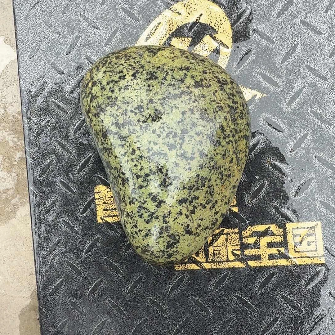 君***辉蛇纹石玉未镶嵌藏玉药王石茶壶