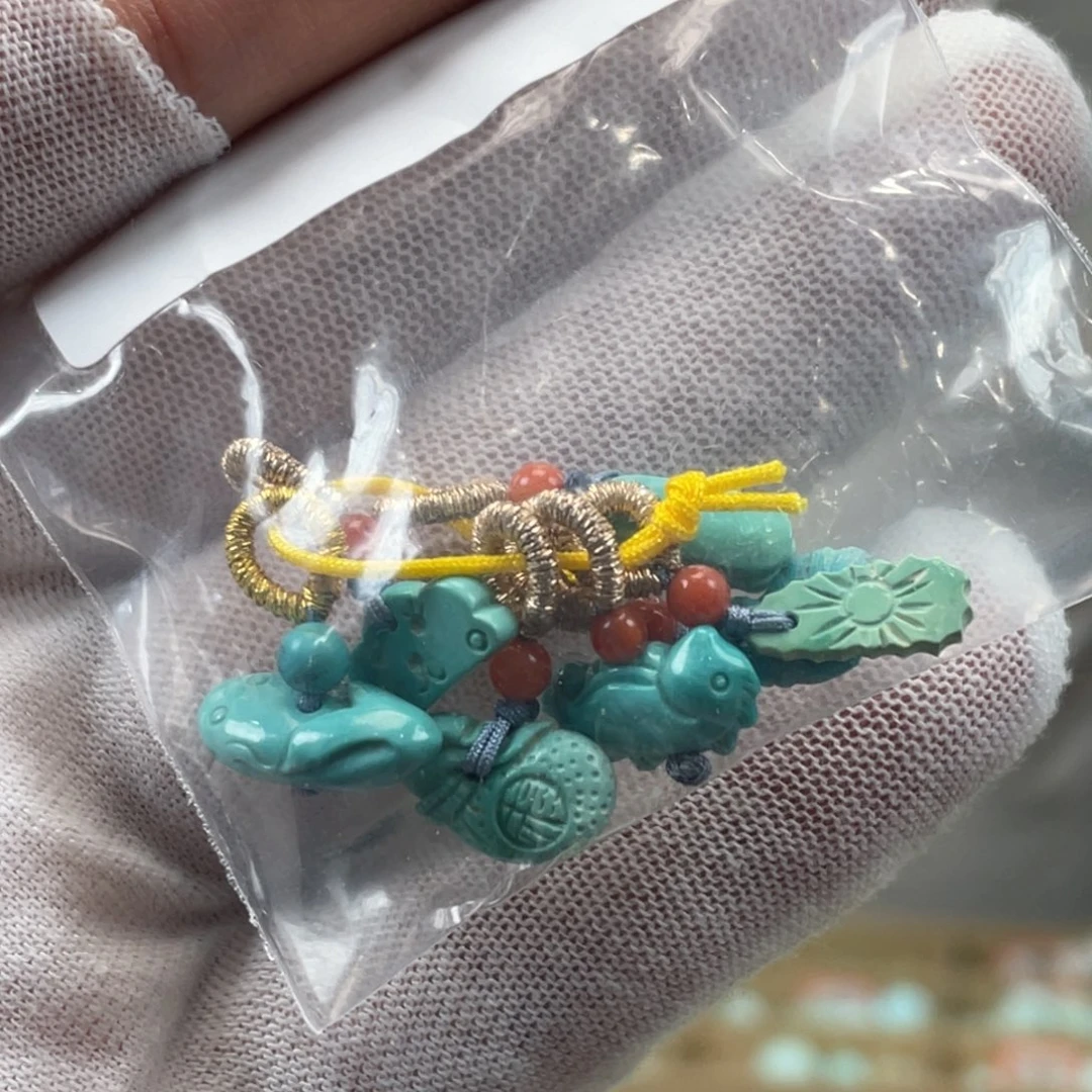 未镶嵌绿松石挂件