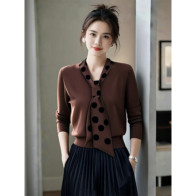 软糯慵懒毛衣洋气独特别致超好看设计感小众棕色针织衫上衣女春季