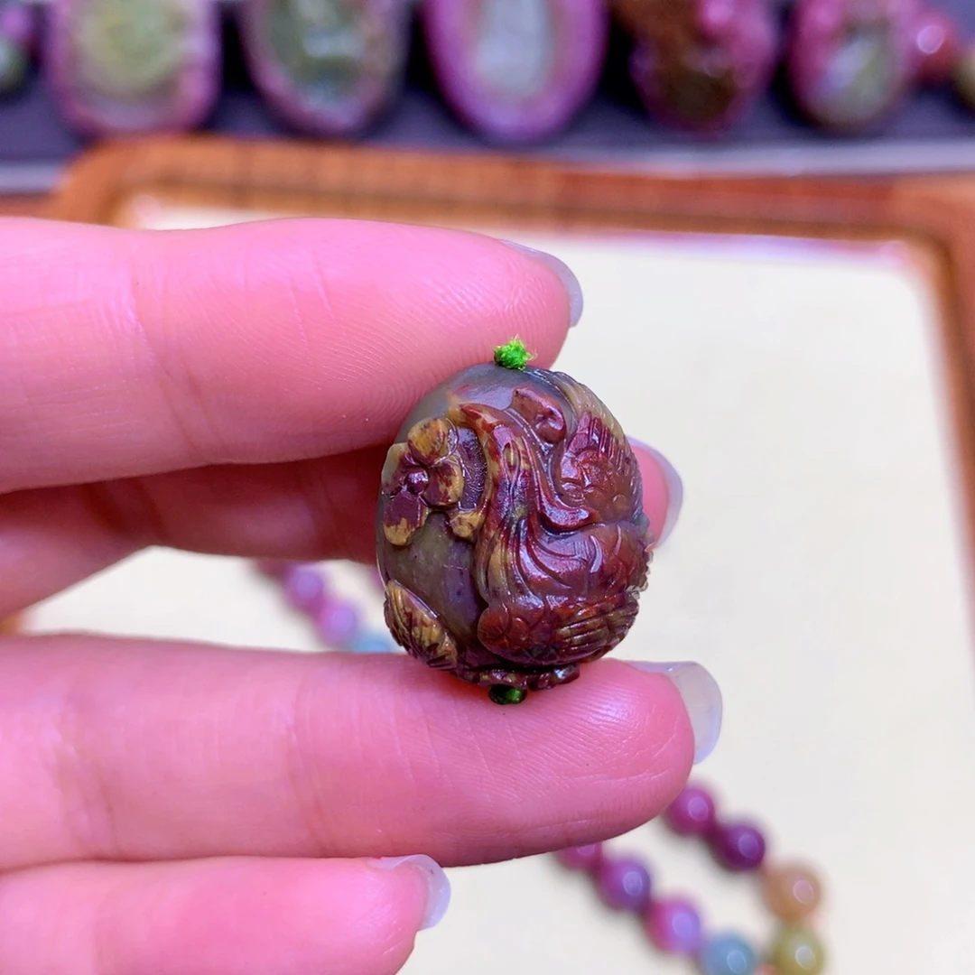 玛瑙未镶嵌挂件盐源