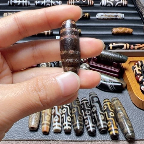 玛瑙/玉髓颈饰未镶嵌自*人