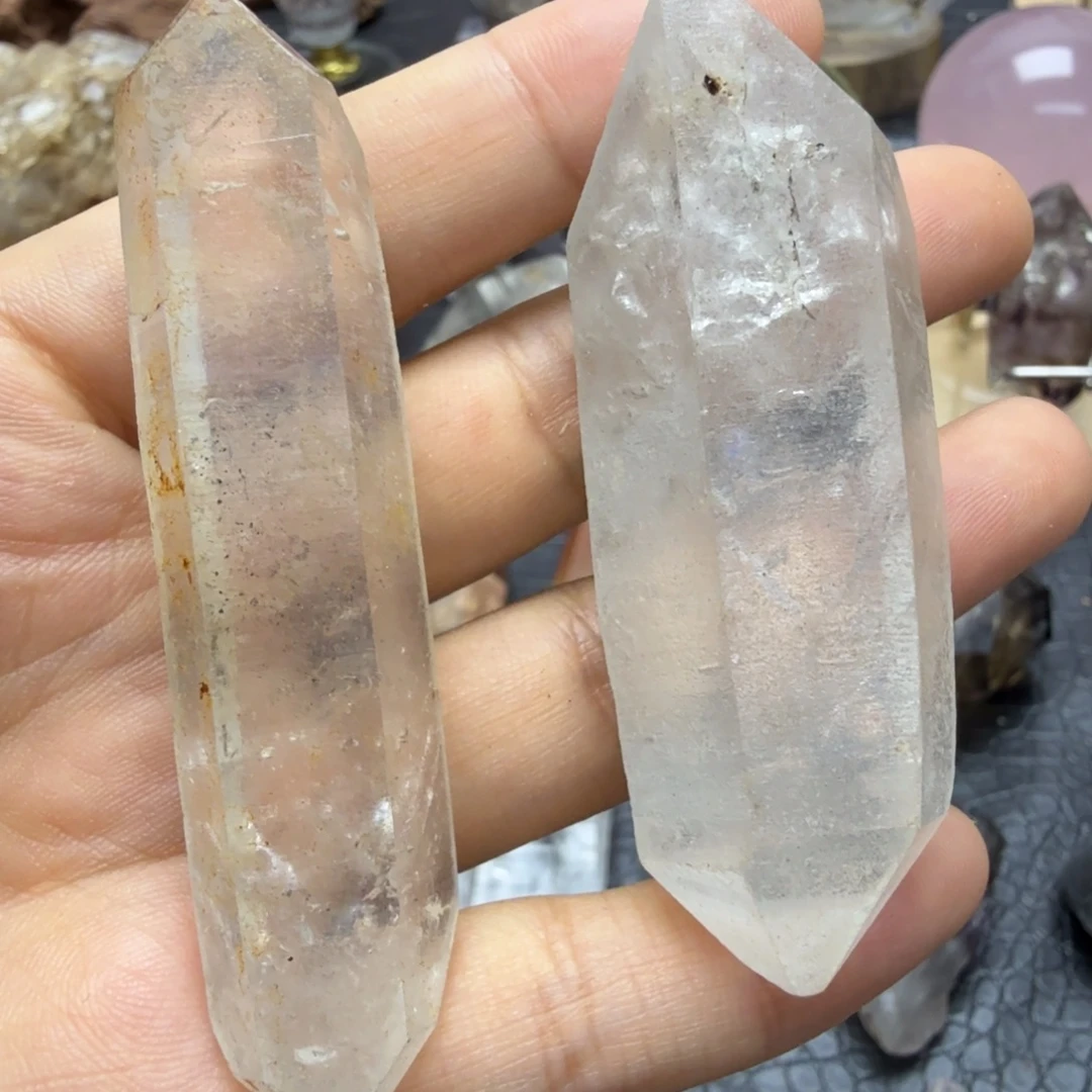 石材闪灵双尖一对