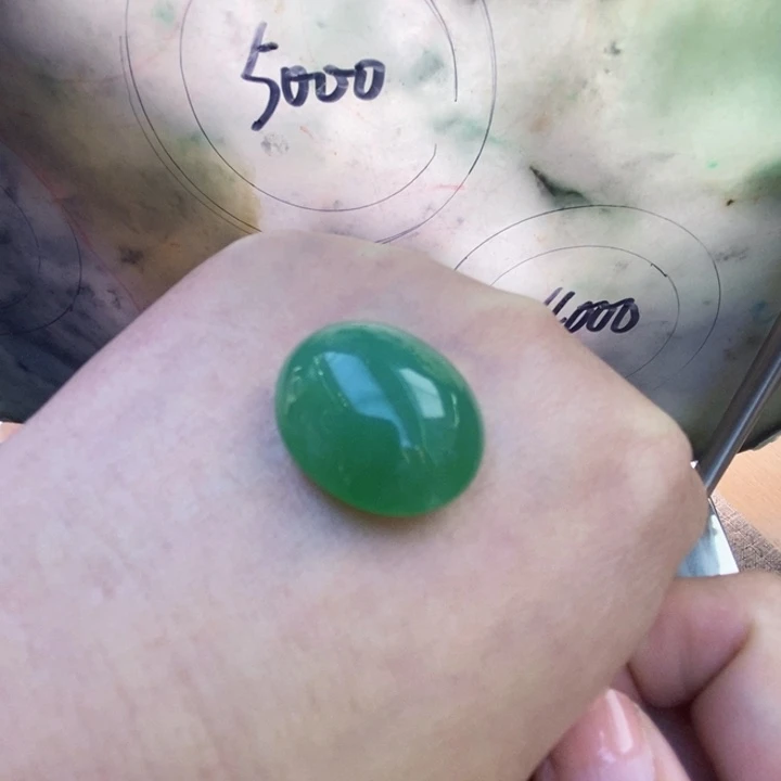 颈饰未镶嵌翡翠天然翡翠